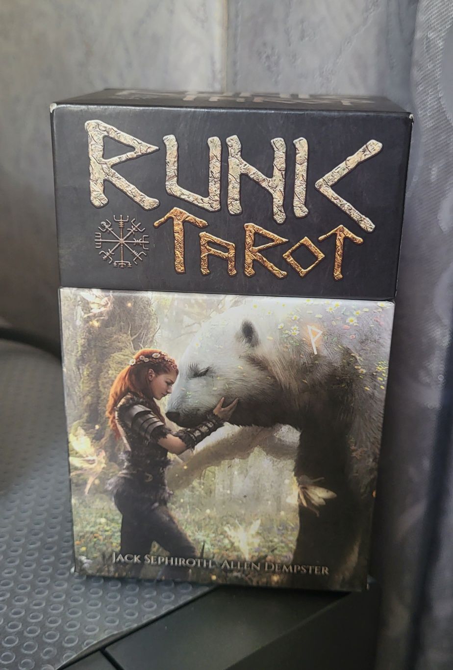 Таро карти runic tarot