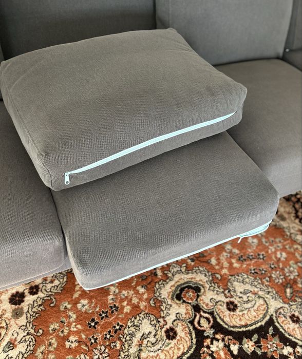 Canapea 4 locuri, cu șezlong