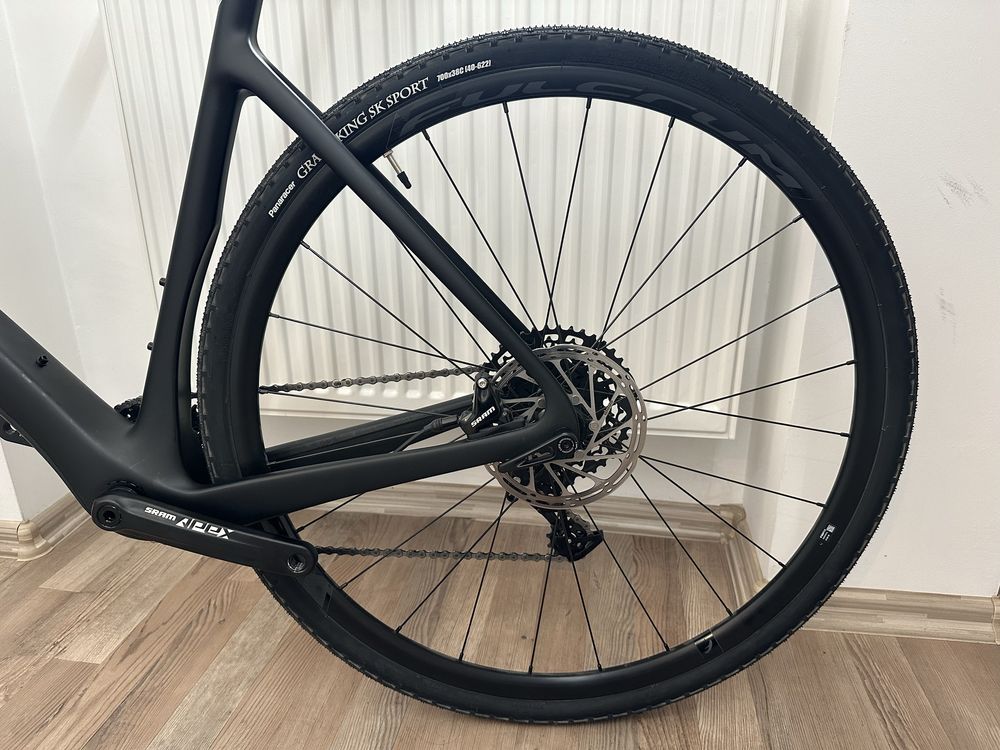 Gravel Cursiera Carbon Cervelo Aspero 2024