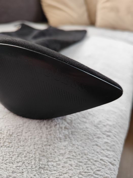 Велурени чизми Guess номер 37.5