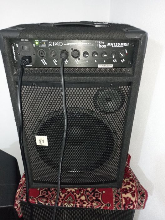 Vînd boxă activă, monitor de scenă