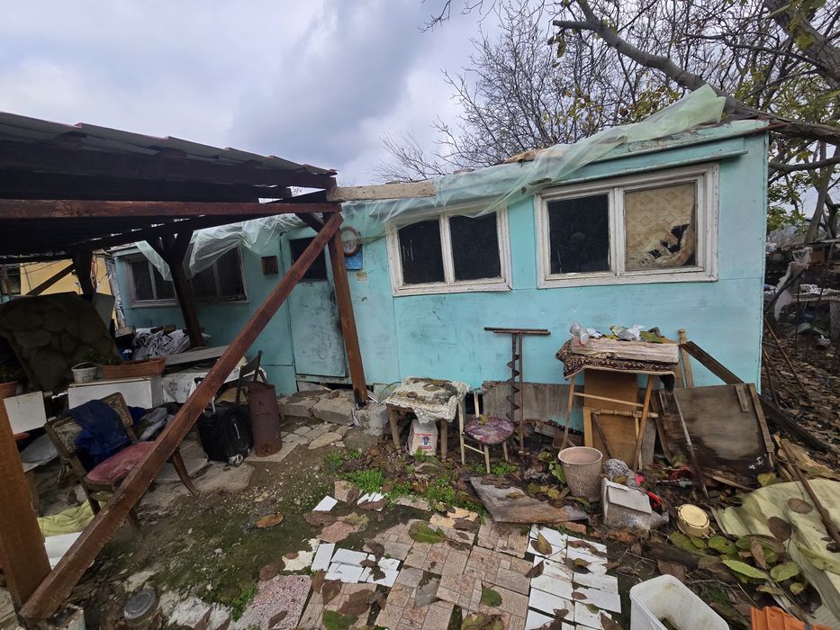 Фургон на шейна с две стаи.