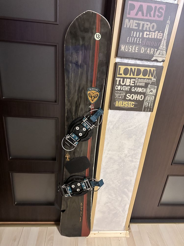 Placa snowboard Burton si legaturi