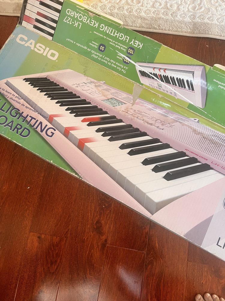 Синтезатор Casio