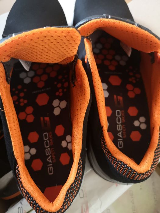 Pantofi cu protectie