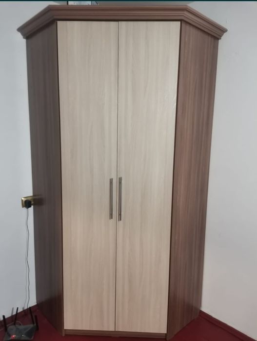 Продам новый шкаф угловой