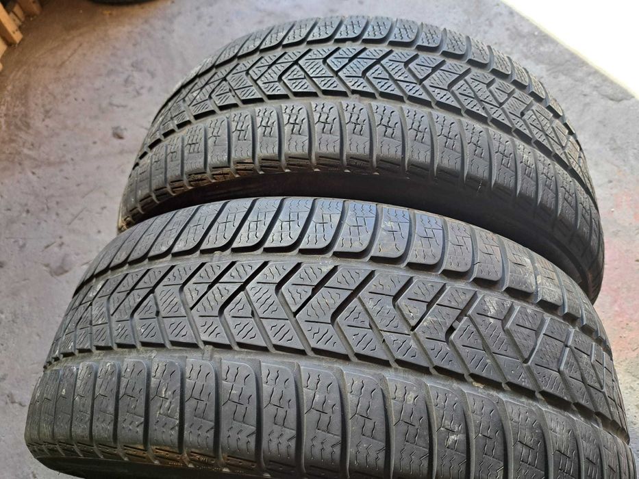 Set anvelope 275/35 R19 cu 245/40 R19 Pirelli runflat
