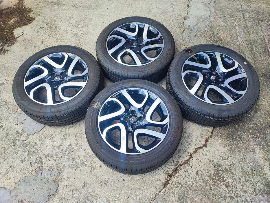 Vînd set roți aliaj pe 17' renault captur