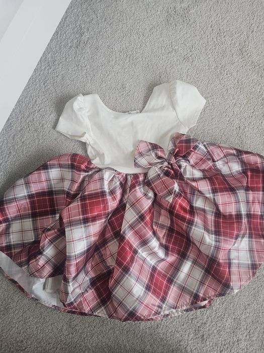 Rochita noua H&M 2-4 ani