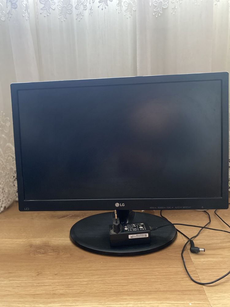 Monitor LG 19inch