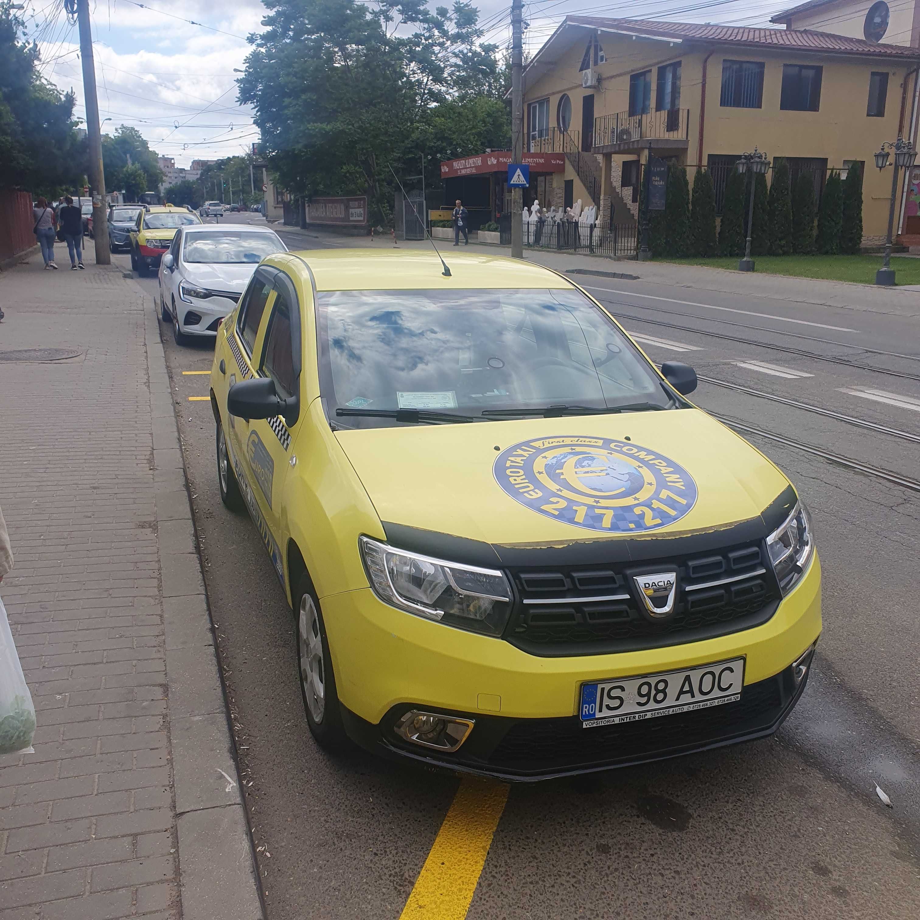 De vanzare Dacia Logan si autorizatie taxi