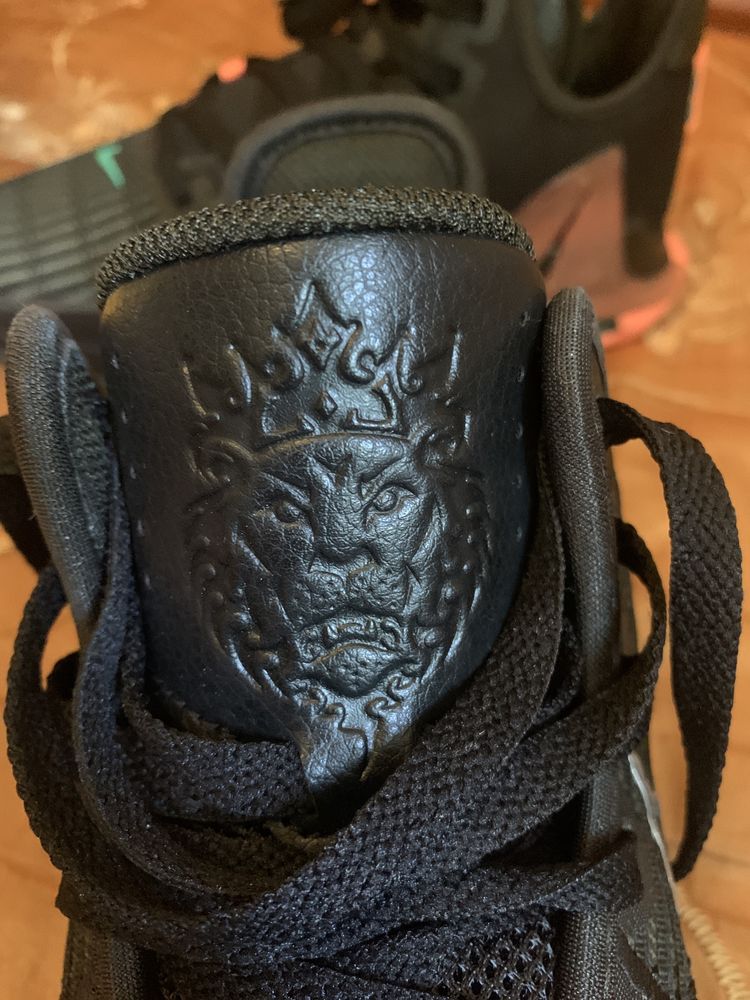 Кроссовки LEBRON witness vi