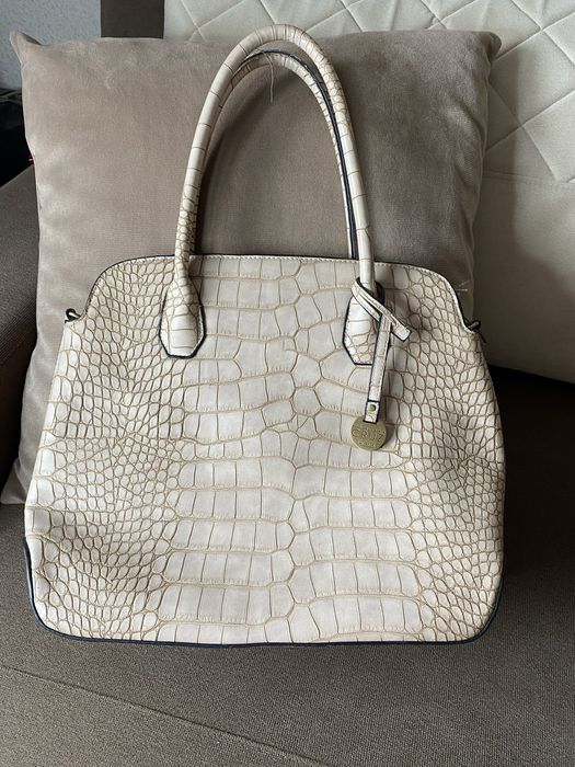 Продам  женскую скумку от Моники и Пенелопы Круз