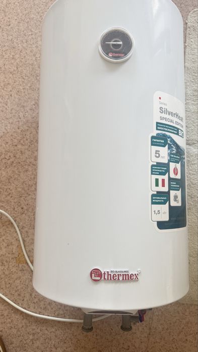 Продам бойлер хорошем состоянии, 50L