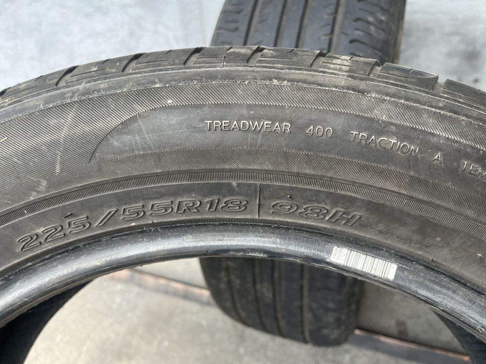 2 бр. летни гуми 225/55/18 Hankook 4 mm DOT 1714