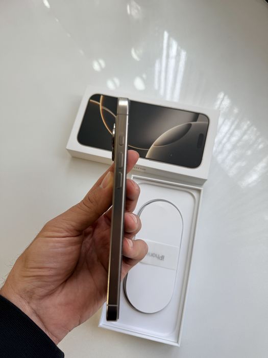 Vand Iphone 16 PRO MAX 256GB