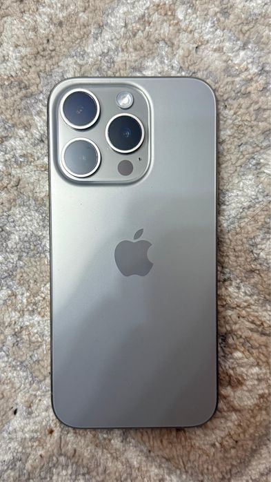 Продам Айфон 15про