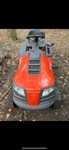 Tractoraș de tuns iarba Husqvarna CTH 126