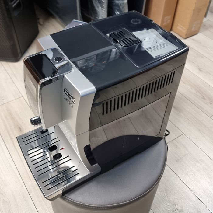Amanet F28: Espressor DeLonghi Dinamica nou