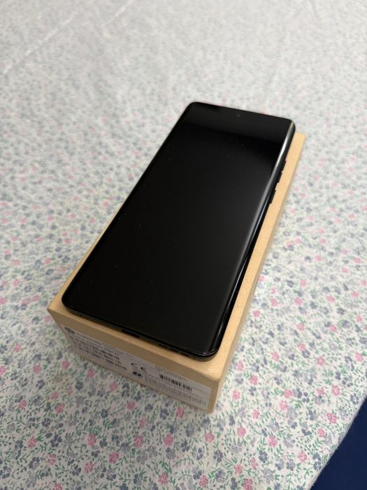 Telefon Motorola edge 40, ca nou.