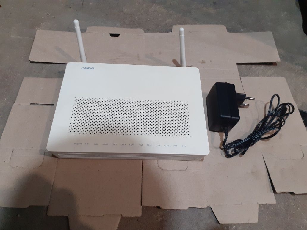 Router Modem Huawei HG 8247