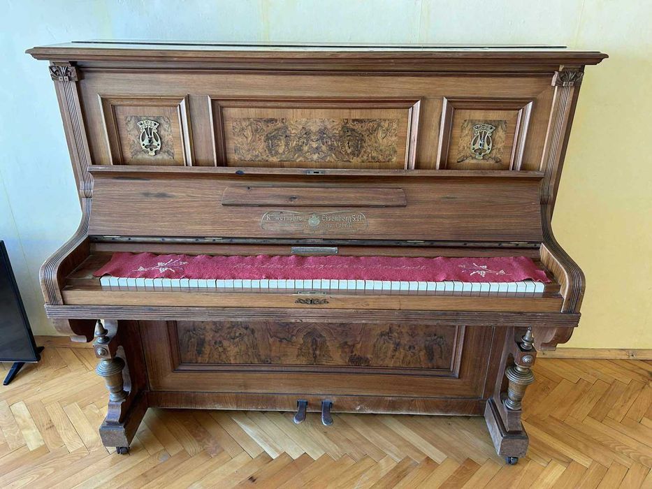 Пиано R. Weissbrod – колекционерска стойност и изящество