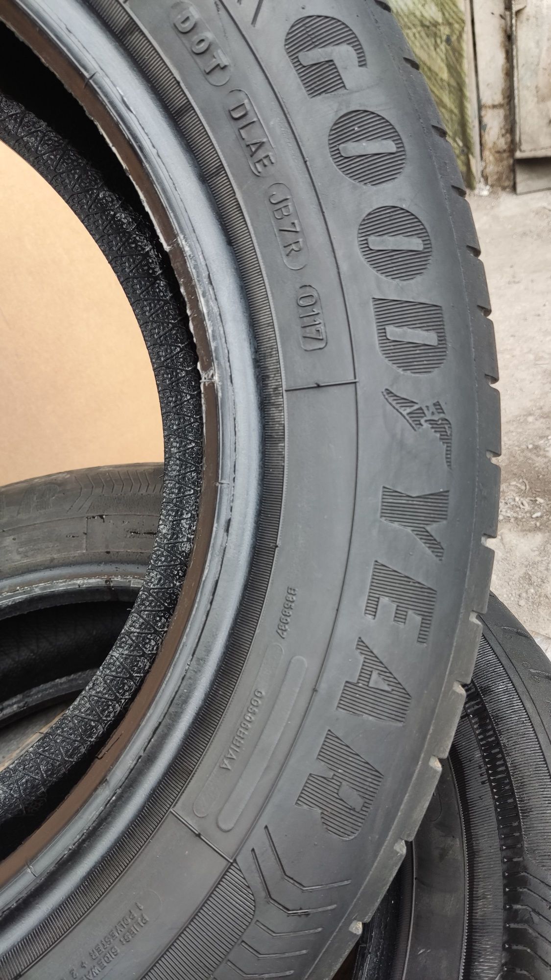 2бр летни гуми 195/65/15 GoodYear, цена 89лв с монтаж за София 
dot011