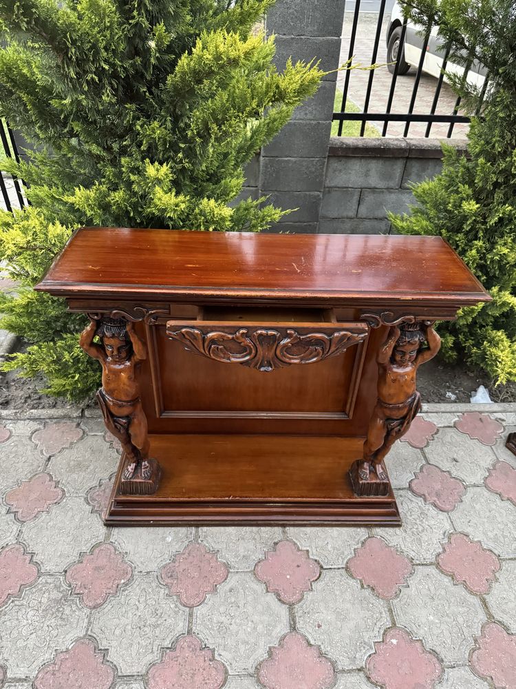 Masa-consola din lemn masiv cu sculpturi