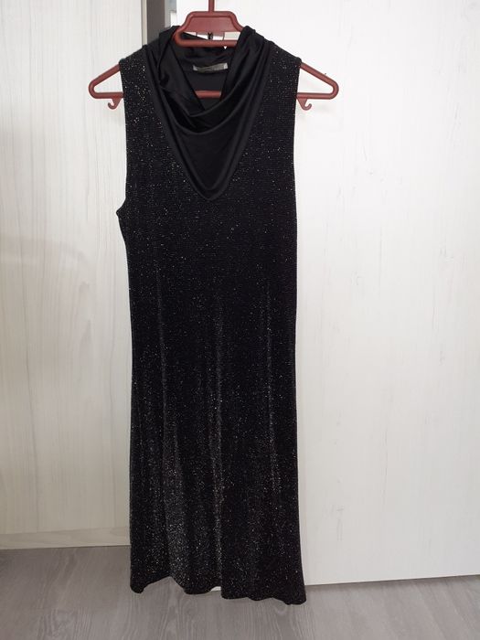 Rochie de ocazie strălucitoare