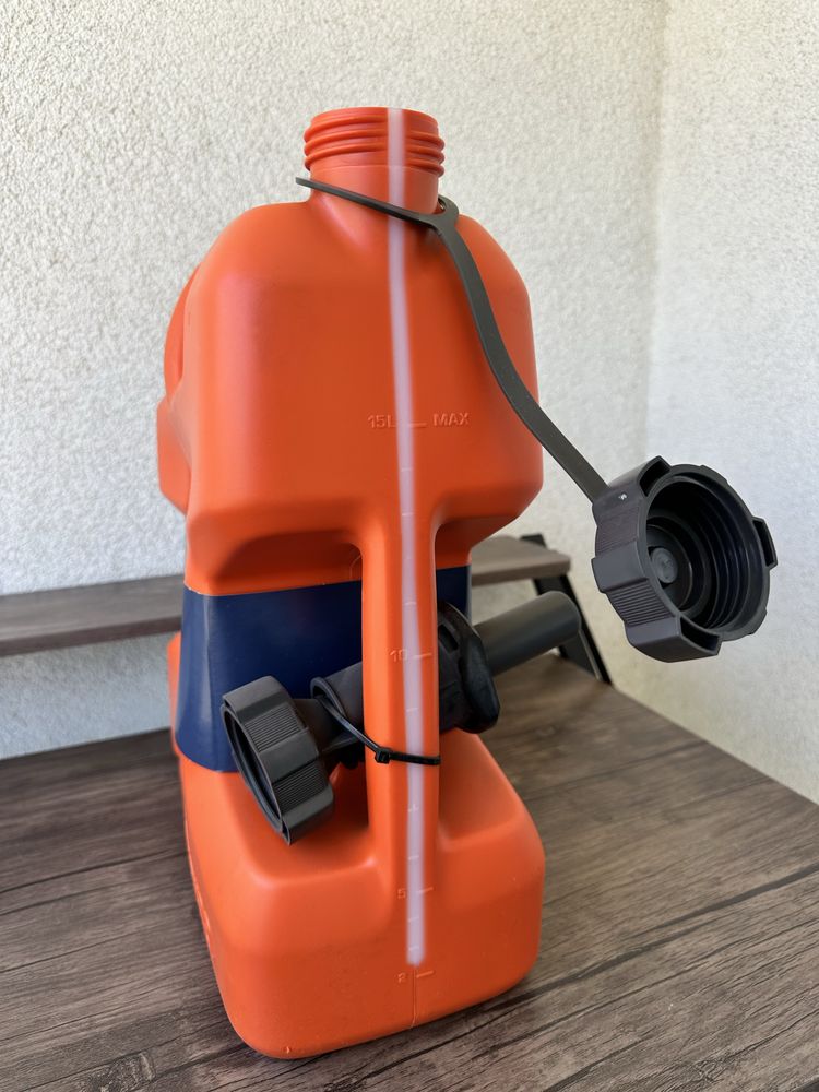 Туба за бензин Husqvarna 15L