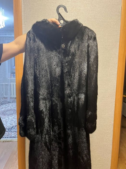 Продам норковую шубу