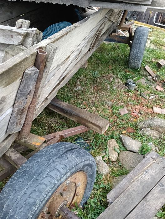 2 căruțe de vânzare preturi doar la telefon