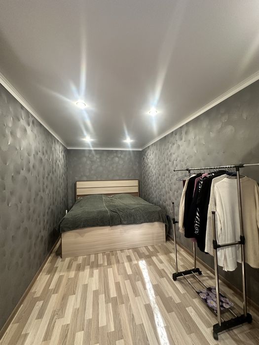 Продам кровать с матрасом