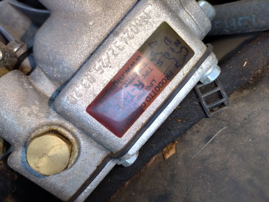 Бмв е38 735 с газ на части bmw