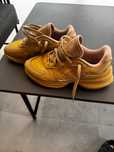 Adidasi Adidas marimea 35