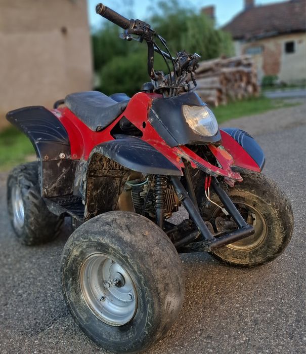 Vând sau schimb atv 125cc