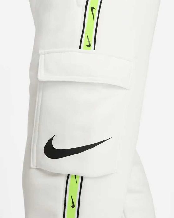 Мъжко долнище Nike Sportswear Repeat Men's Fleece Joggers