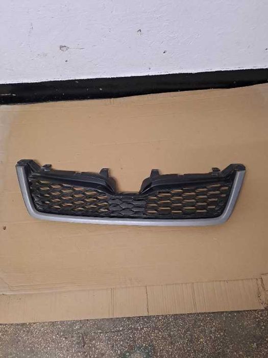 Grila bara fata Subaru Forester an 2014-2016 originala cod 91122SG060