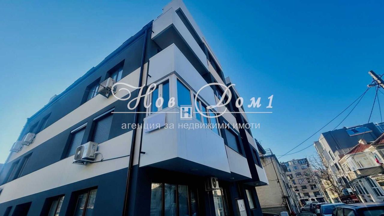 Продава се Тристаен апартамент в Варна, Базар Левски - 78 кв.м за 2039 €/кв.м - Снимка #12