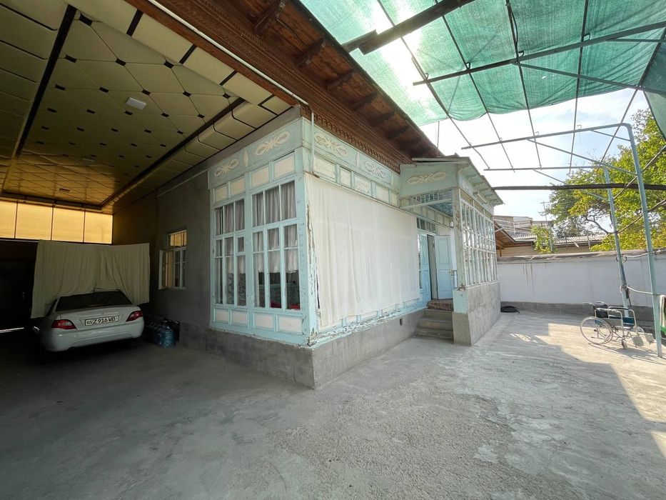 Fayzli hovli sotiladi 8 sotix, 220.000