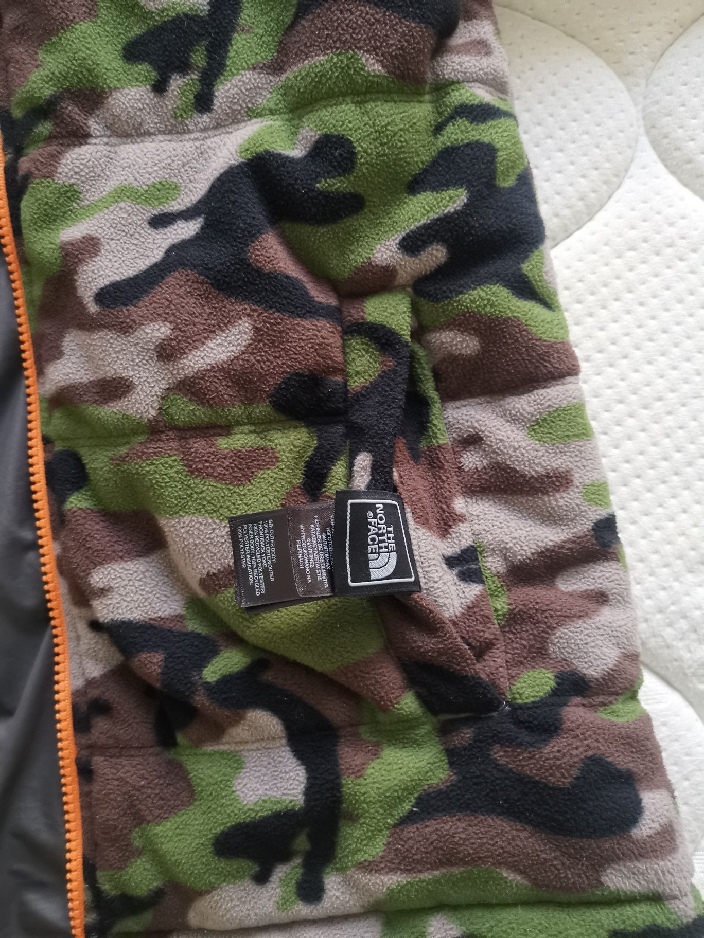 Детско яке с две лица