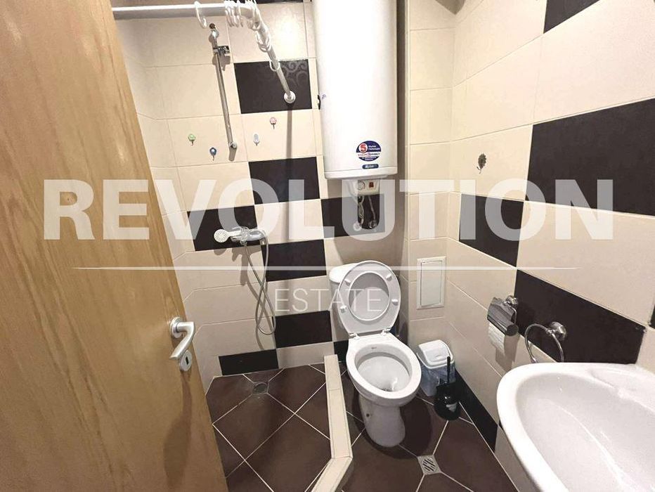 Дава се под наем Двустаен апартамент в Варна, Колхозен пазар - 45 кв.м за 300 € - Снимка #3