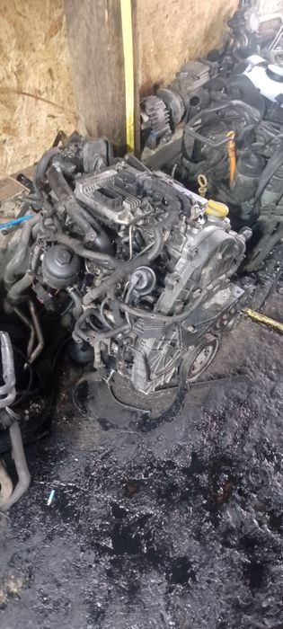 Se vinde motor Opel Astra g17 dizal și motor 19 alh