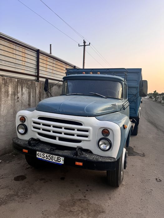 Zil 131 sotiladi xolati alo ishga tayyor 1990 yil ishi umuman yuq