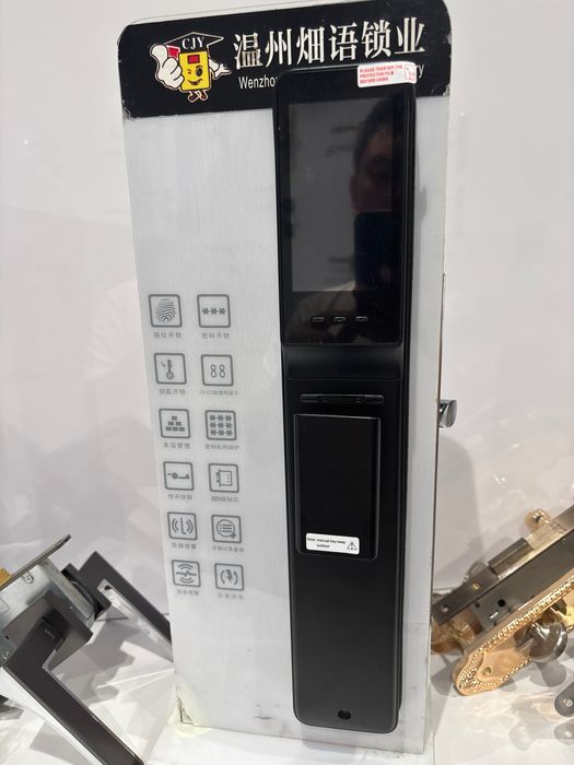 Смарт замок для любых дверей для межкомнатных дверей для стеклянных