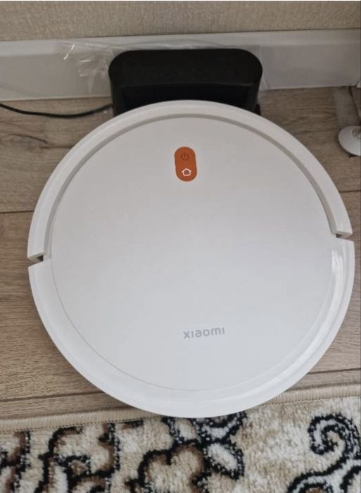 Срочно роботпылесос продаю