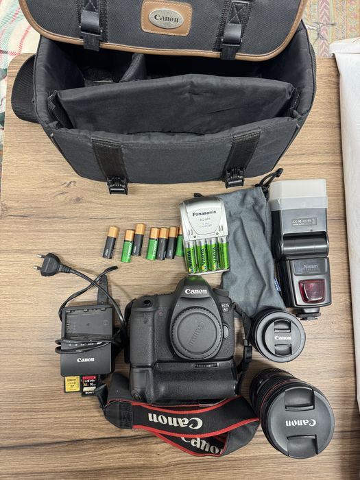 Aparat foto Canon 6 pachet complet