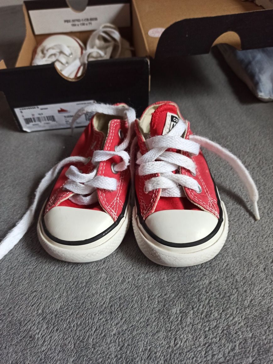 Tenisi Converse unisex copii mărime 21 roșu și 22 alb Converși