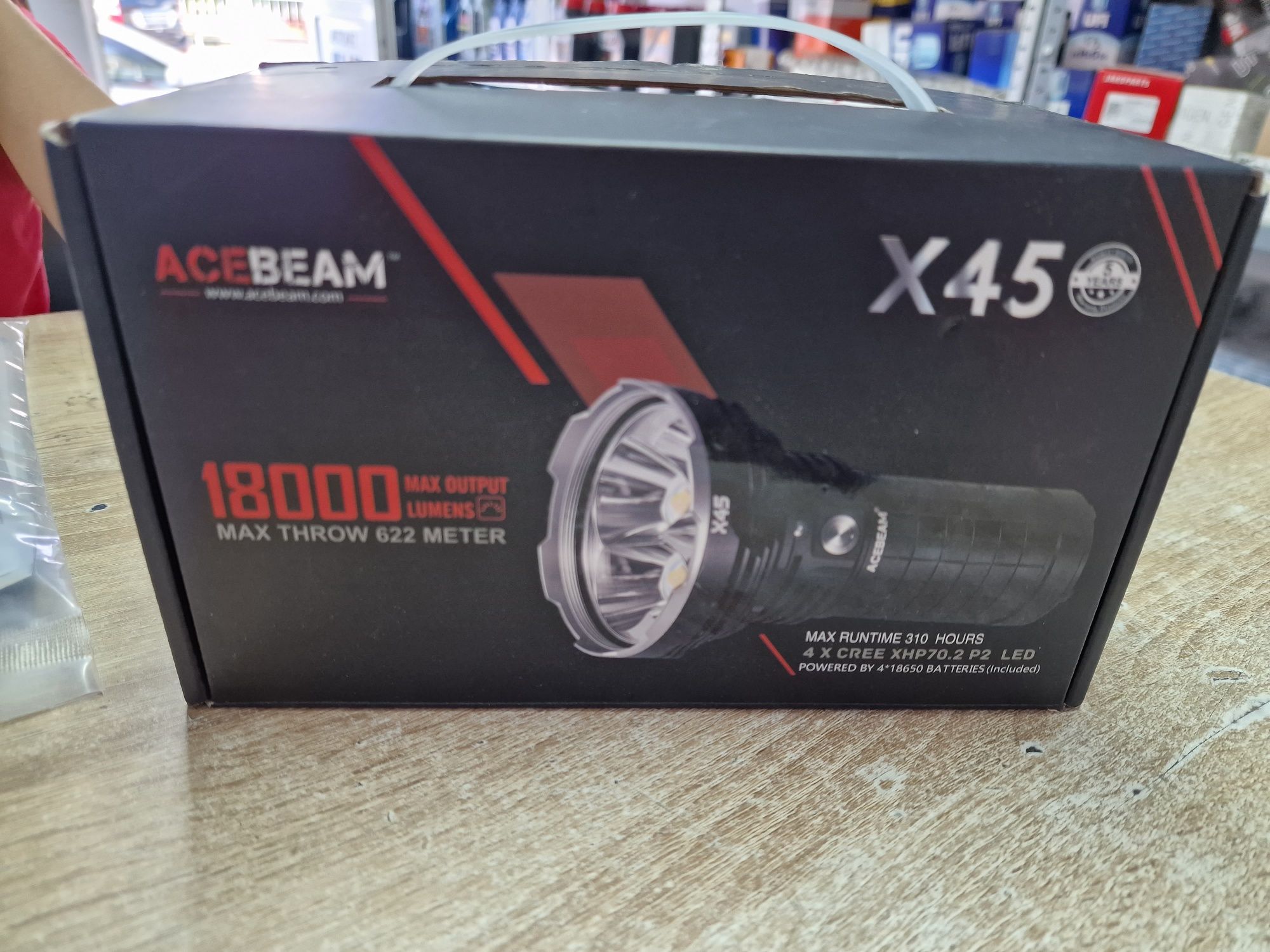 Lanterna Acebeam X45