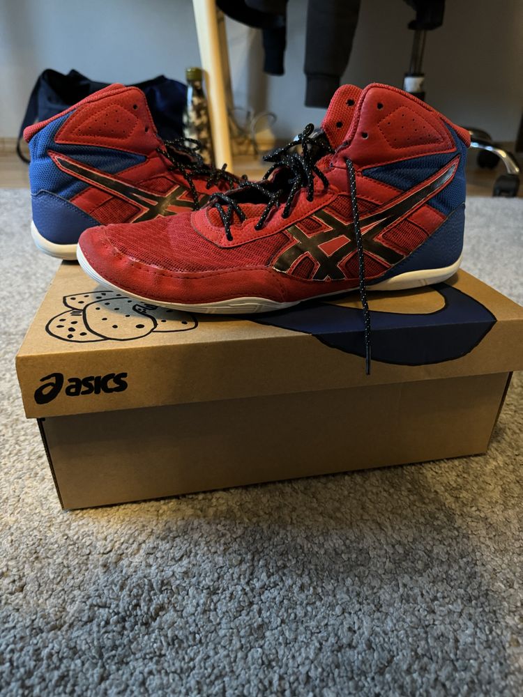 Борцовки Asics